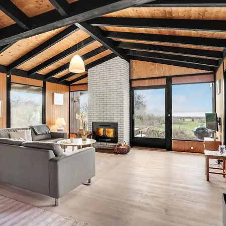 Gorgeous In Fejo With Wifi Ferienhaus