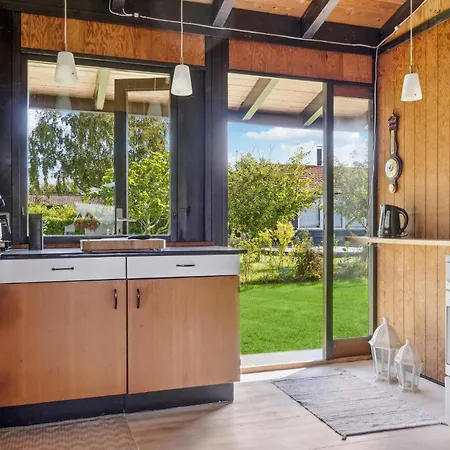 Gorgeous In Fejo With Wifi Ferienhaus