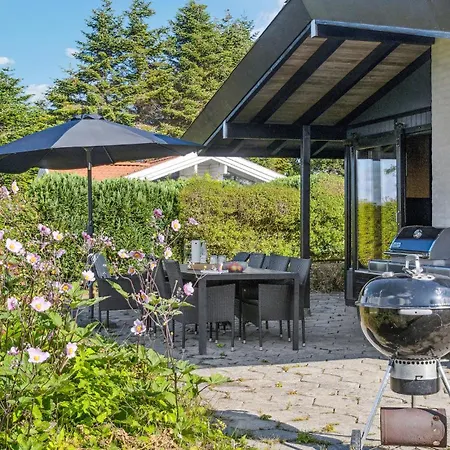 2 Bedroom Beautiful In Fejo * Kragenaes
